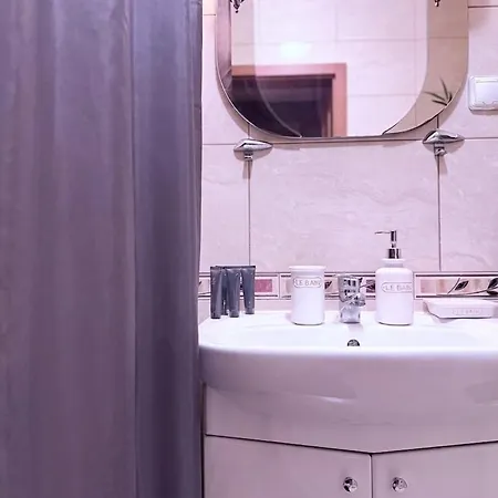 Big-city Chic And Relaxation The Beat Of Warsaw! *