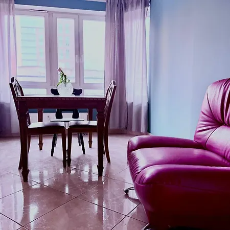 Big-city Chic And Relaxation The Beat Of Warsaw! Apartamento Varsóvia