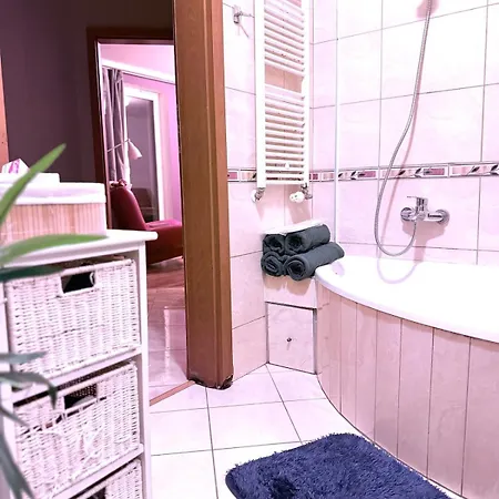 Big-city Chic And Relaxation The Beat Of Warsaw! Apartamento